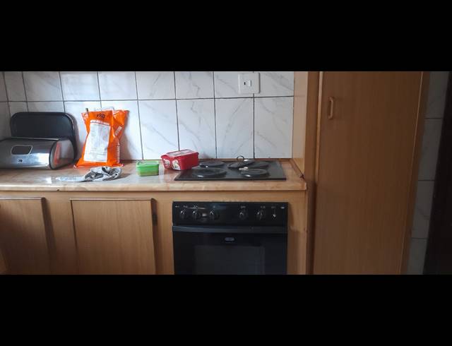3 BEDROOM HOUSE FOR SALE IN SESHEGO A